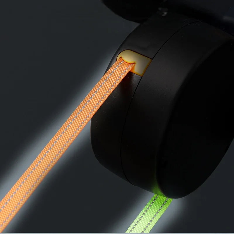 Correa retráctil doble para perros con luz LED ,giro de 360°, sin enredos para cada perro , freno independiente con correa reflectante de 3 metros
