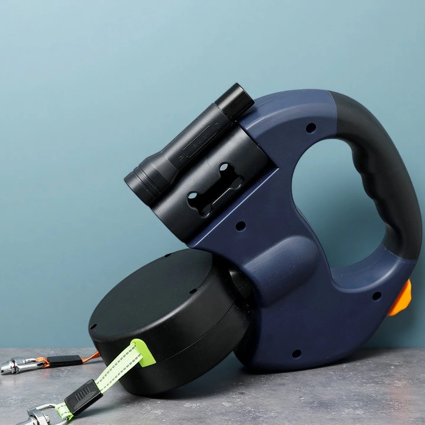 Correa retráctil doble para perros con luz LED ,giro de 360°, sin enredos para cada perro , freno independiente con correa reflectante de 3 metros